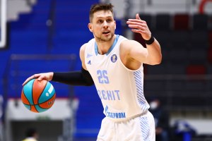 Mateusz Ponitka officially leaves BC Zenit