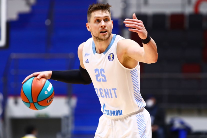 pallacanestro reggiana Mateusz Ponitka