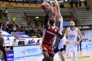 Pallacanestro Trieste, mancano un centro e due esterni stranieri