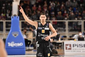 Diego Flaccadori al centro del mercato: sirene dalla Spagna, e da Varese