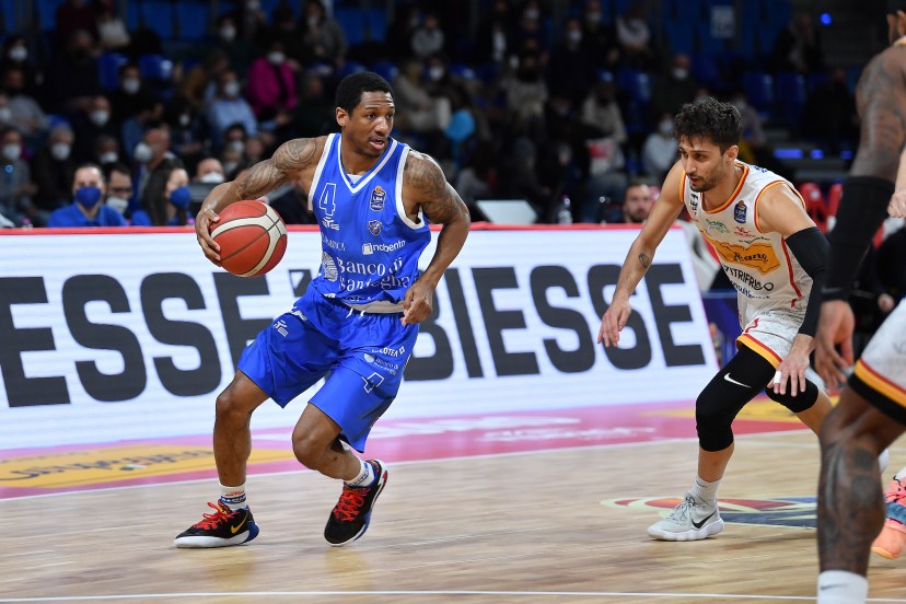 Gerald Robinson Hapoel