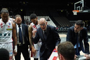 C’è la Fortitudo prima dei playoff,Caja: Voglio una partita seria per arrivare bene alla post-season