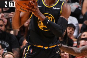 Poole ispirato, Golden State passa a San Antonio