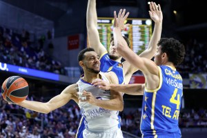 Real dominates Maccabi to take a 2-0 series lead