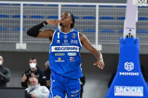 La Leonessa fa 13 e batte la Dolomiti Energia Trento 86-62
