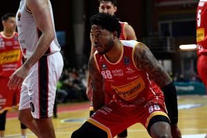 Carpegna Prosciutto Pesaro, per Tyrique Jones quarta prestazione stagionale in valutazione