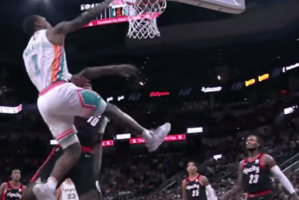 Lonnie Walker IV at No.1 in NBA Top 10 plays of the night