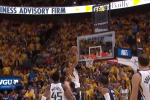 Donovan Mitchell & Rudy Gobert connect for game-sealing alley-oop