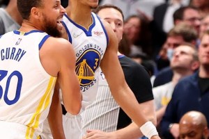 Warriors, Curry e Poole segnano in totale 63 punti con 22/33 dal campo in gara 2