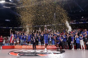 Ataman mantiene la promessa, l’Anadolu Efes è ancora campione d’Europa