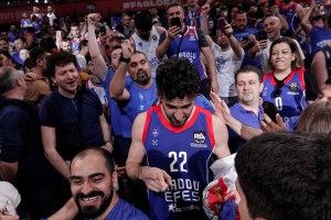 Bucks, Bulls among ‘several playoff teams’ interested in Vasilije Micic