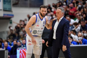 Dinamo Sassari, Piero Bucchi: Poca benzina, ma tanta voglia di portala a casa