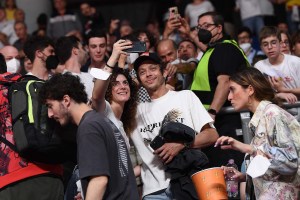 Valentino Rossi ospite speciale di Pesaro-Virtus Bologna