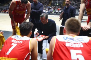 Pesaro, Banchi: “Per restare in scia dovremo fare ricorso a ogni risorsa”