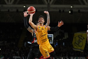 Davide Moretti si avvicina alla UNAHOTELS Reggio Emilia