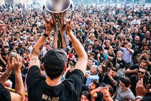 Virtus Segafredo Bologna, che bagno di folla in città