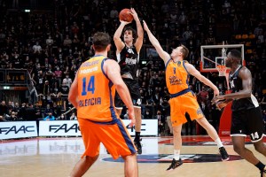 Valencia-Virtus Bologna vale doppio: chi vince ospiterà la Finale di Eurocup