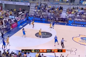 Cory Higgins with another buzzer beater. Barca defeats Gran Canaria