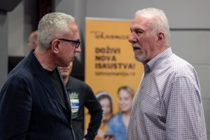 Il GM di Olimpia Milano, Christos Stavropoulos, a Belgrado. L’incontro con Popovich