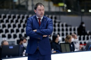 Türk Telekom, panchina a Nenad Canak