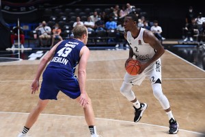 Galatasaray near a 1-year deal with Raymar Morgan