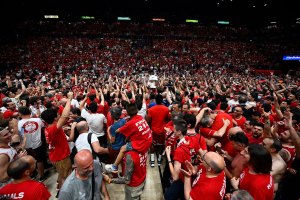 Lo scudetto del Muro Rosso: prima in campo, poi fuori dal campo