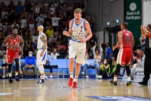 Dinamo Sassari, un centro per chiudere il mercato