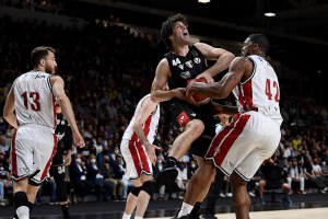 Milano interrompe la striscia di 16 vittorie consecutive nei playoff della Virtus Segafredo Bologna