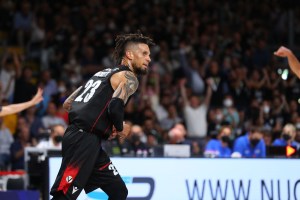 Virtus, Hackett regolarmente in campo in Gara-3