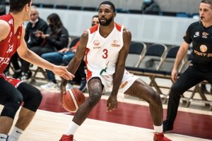 Amir Bell firma con il Brose Bamberg