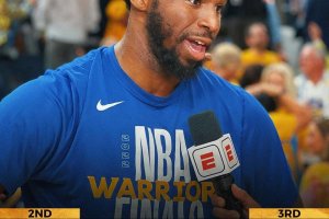 Il buzzer di Poole nel terzo quarto cambia tutto: Boston si spegne, Golden State a -1 dal titolo