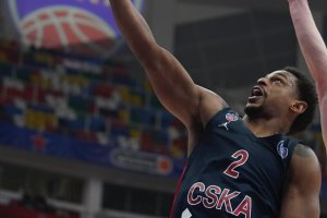 CSKA re-signs Casper Ware to a 2-year contract extension