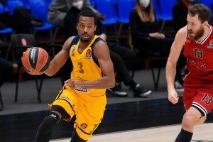 Pinar Karsiyaka set to sign Errick McCollum
