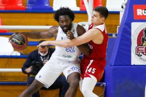 Boston, workout a fine mese per Chinuanu Onuaku