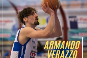 Armando Verazzo firma a Bisceglie