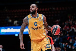Derrick Williams Signs with Seoul Samsung Thunders