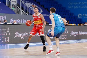 La Tribuna: La Nutribullet Treviso chiude con Justin Robinson