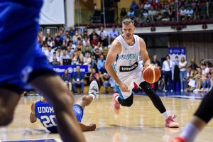 Bulls sign Goran Dragic