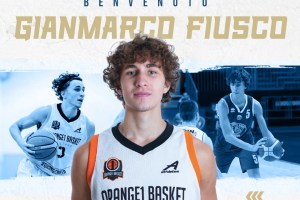 Fiusco firma a Roseto