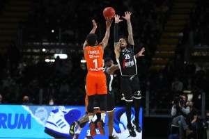 Cedevita Olimpija re-signs Yogi Ferrell