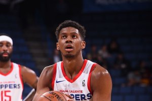 Tyrone Wallace close to signing with Paris Basketball