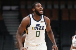 Eric Paschall agrees to 1-year deal with Minnesota