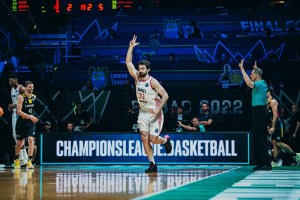 Luke Maye agrees to deal with Coviran Granada
