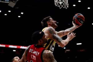 Achille Polonara reportedly to leave Fenerbahce
