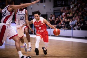 22 di Larkin, la Turchia passa con la Gran Bretagna