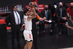 Nick Weiler-Babb gets German passport