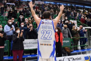 Dinamo Banco di Sardegna Sassari, ovunque giganti