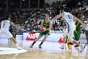 Gran Canaria signs Vitor Benite