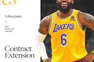 Lakers Sign LeBron James to Contract Extension