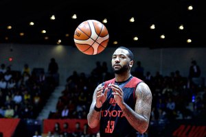 Shandong Hi-Speed re-signs Troy Gillenwater